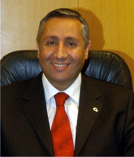 MEHMET ATEŞ ise DHMİ'ye 1987'de kontrolör olarak girdi.