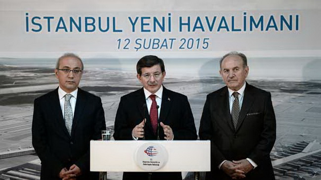 DAVUTOĞLU: 3. HAVALİMANI 29 EKİM 2017’YE YETİŞECEK’