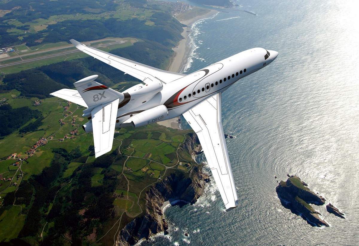 58 MİLYON DOLARLIK FALCON 8X İLK KEZ UÇTU