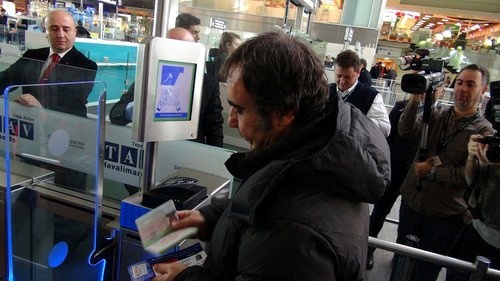 HARÇ PULU PASAPORT GEÇİŞİNİ YAVAŞLATIYOR