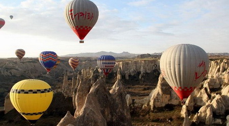 KAPADOKYA’DA BALON TURİZMİ COŞTU !