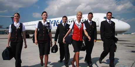 ONUR AİR DENEYİMLİ DENEYİMSİZ HOSTES ARIYOR !