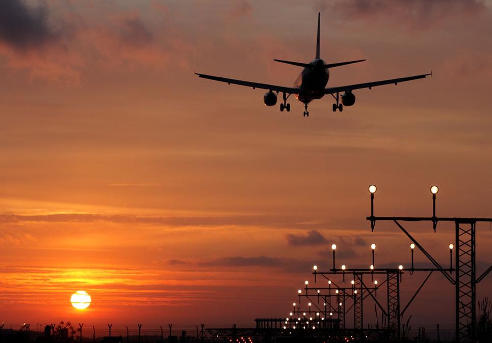 MOTORU HAVADA DURUNCA ACİL İNDİ !