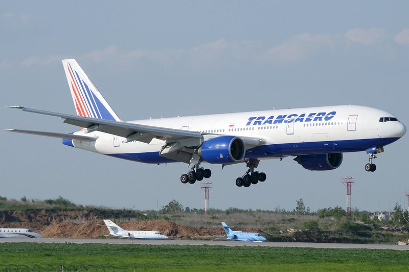TRANSAERO HİSSELERİNİ 1 RUBLEYE SATTI