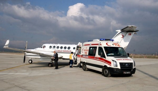 AMBULANS UÇAK BİR GÜNLÜK BEBEK İÇİN HAVALANDI!