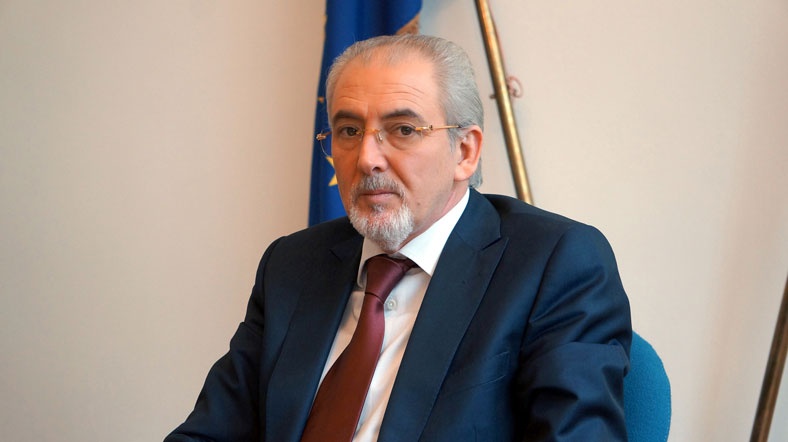 UÇAK KRİZİNDE TÜRKİYE’Yİ HAKLI BULDU, GÖREVDEN ALINDI