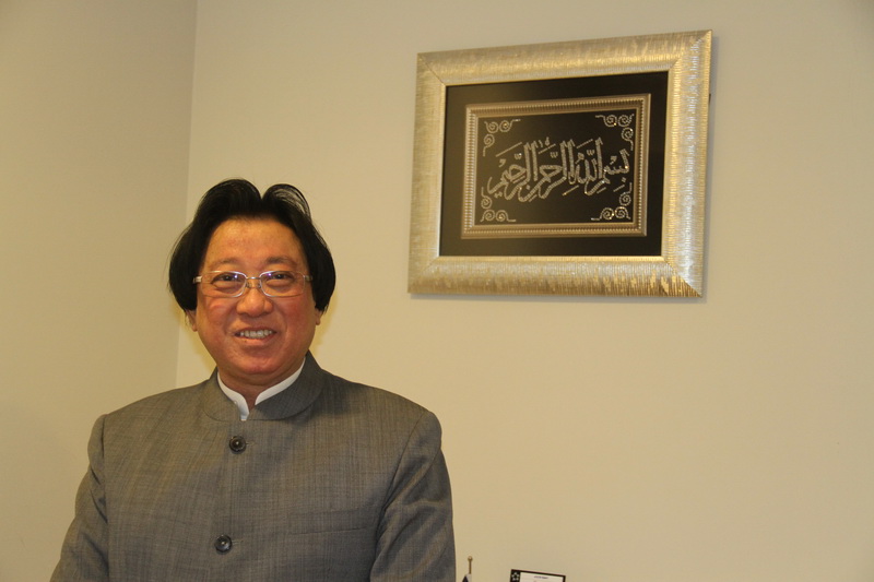 TW TANG, KUR’AN-I KERİM VE OSMANLI TARİHİ OKUYOR!