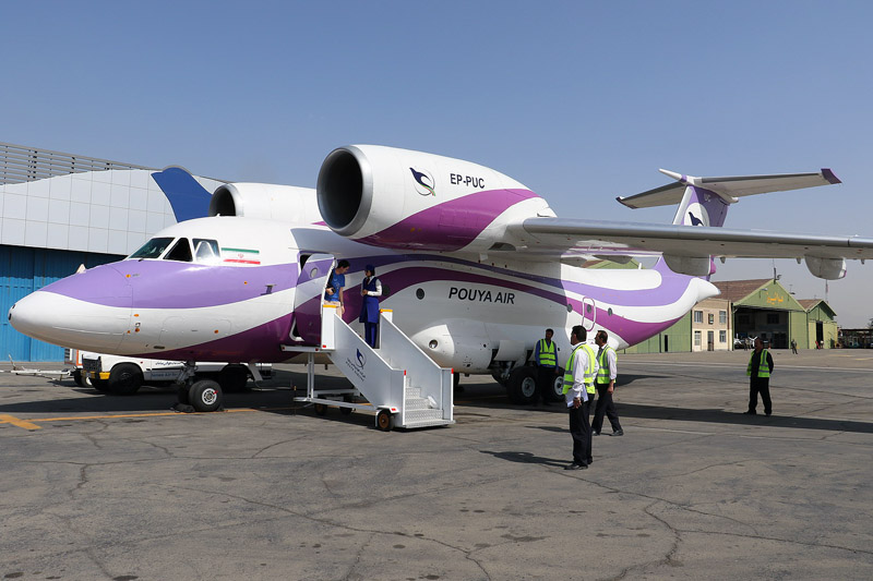 İRAN’DAN VAN’A İLK UÇAK GELDİ!