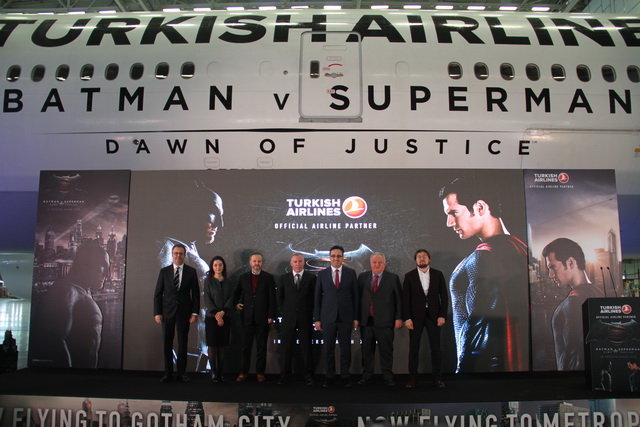 THY “BATMAN V SUPERMAN” FİLMİNE SPONSOR OLDU