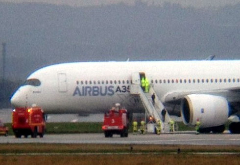 AIRBUS A350 PİSTTEN ÇIKTI!