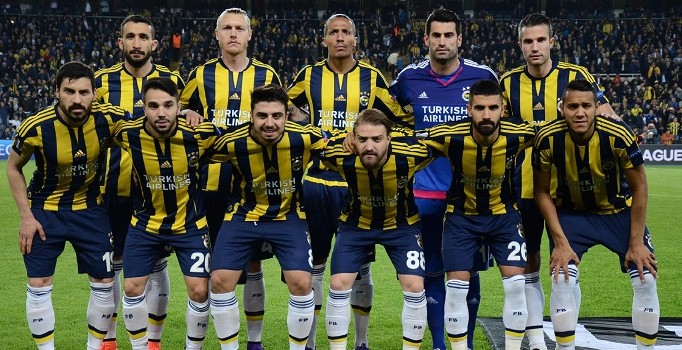 FENERBAHÇE’DE FUTBOLCULARA UÇAK JESTİ!
