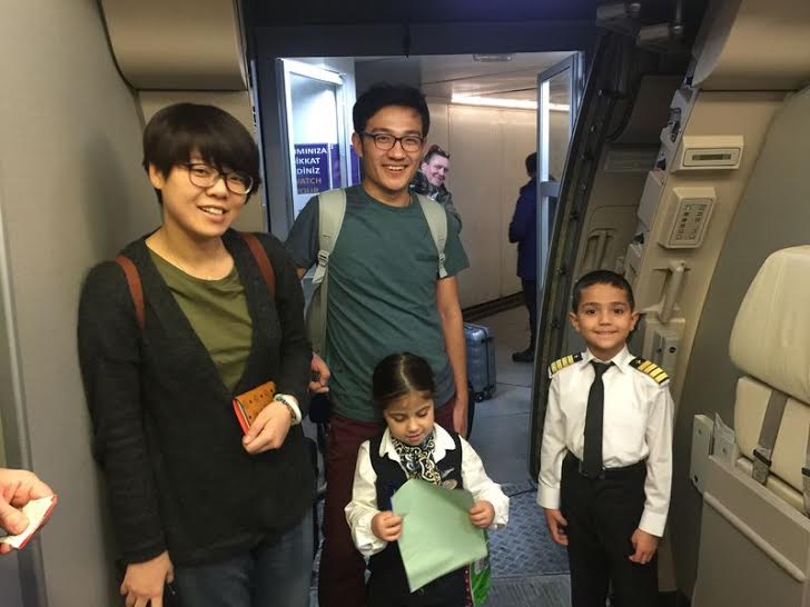 TÜM AİLE HAVADA BİR ARAYA GELDİ