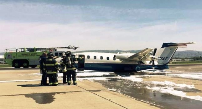 UÇAĞIN İNİŞ TAKIMLARI KİLİTLENDİ