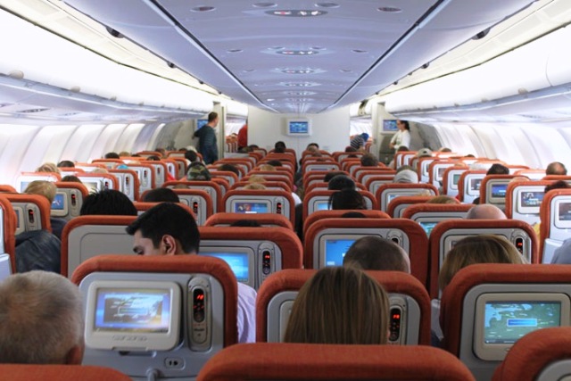 UÇAKLARDA CANLI YAYIN ZORUNLULUĞU