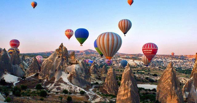 KAPADOKYA’DA BALAON TURLARI İPTAL EDİLDİ
