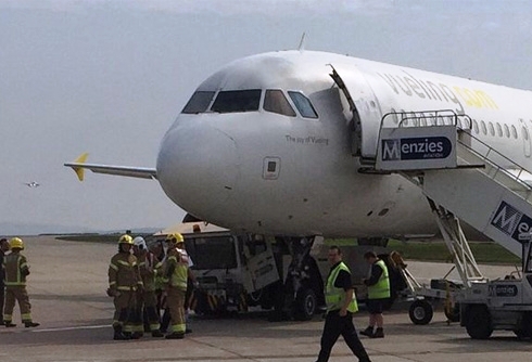 HAVALİMANINDA İLGİNÇ KAZA!