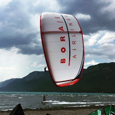 BU YAZ ‘KITESURF’LER BORAJET’LE HAVALANIYOR