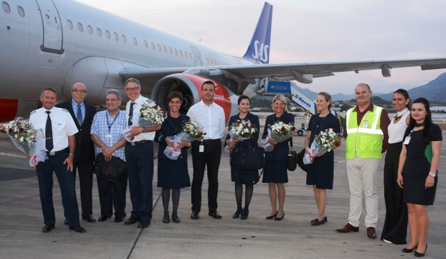 GAZİPAŞA İLK A321’İ ÇİÇEKLERLE KARŞILADI