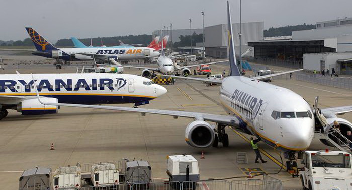 ALMAN HAVALİMANI ÇİNLİLERE SATILDI