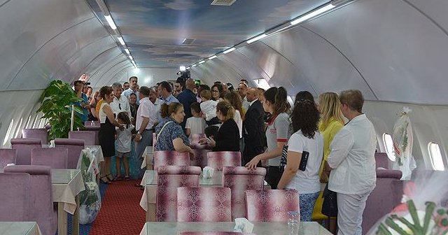 RESTORAN UÇAK HİZMETE AÇILDI