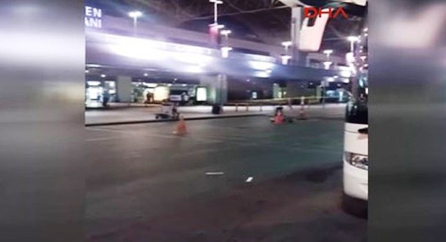 SABİHA GÖKÇEN’DE BOMBA ALARMI!