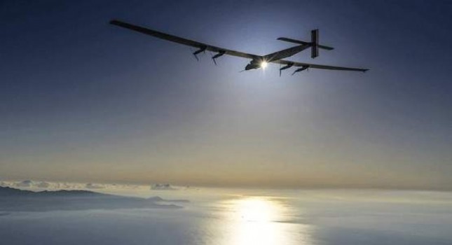 SOLAR IMPULSE ATLANTİK’İ GEÇTİ