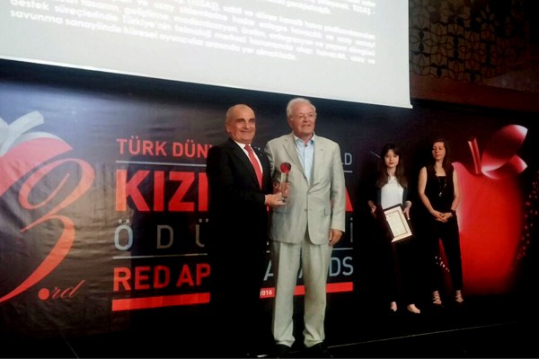 TAI’YE “KIZIL ELMA” ÖDÜLÜ!