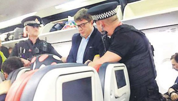 THY UÇAĞINDA HOSTESİN KABUSU OLDU!