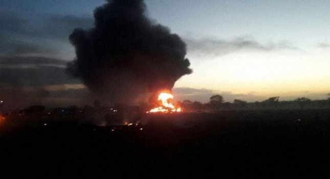 UÇAK KALKARKEN DÜŞTÜ (VİDEOLU)