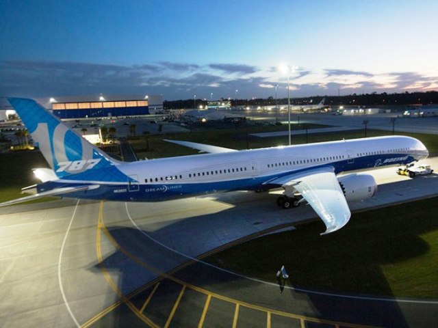 B787-10 DREAMLINER GÖRÜCÜYE ÇIKTI