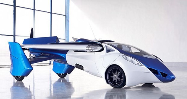 UÇAN OTOMOBİL GÖRÜCÜYE ÇIKIYOR