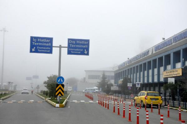 TRABZON HAVALİMANINDA SİS NEDENİYLE SEFER İPTAL EDİLDİ!