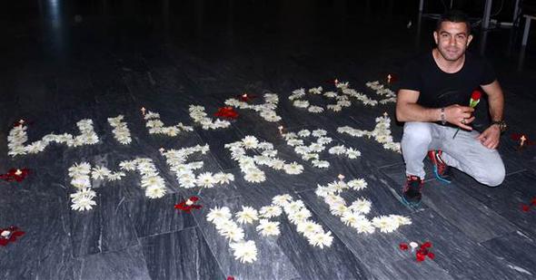 BODRUM HAVALİMANI’NDA SÜPRİZ EVLİLİK TEKLİFİ!