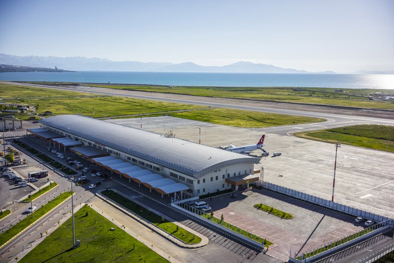 VAN FERİT MELEN HAVALİMANI TESİSLERİ AÇILDI
