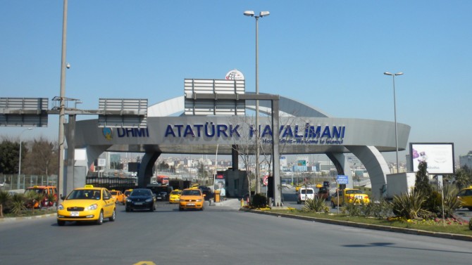 İBB’DEN HAVALİMANI TAKSİ ESNAFINI RAHATLATAN AÇIKLAMA