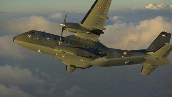 TÜRK ASKERİ UÇAĞI RUSYA SEMALARINDA