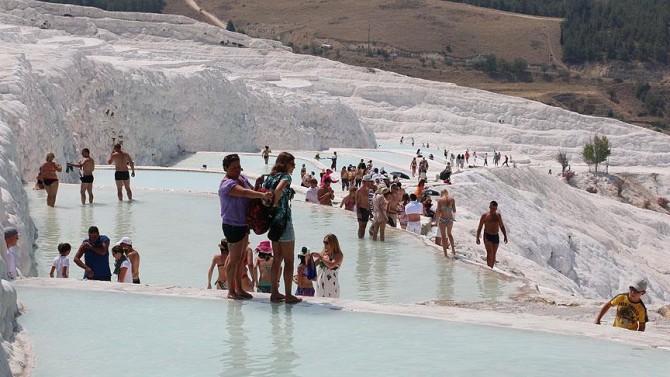 TURİZME RUSYA VE IRAK DOPİNGİ