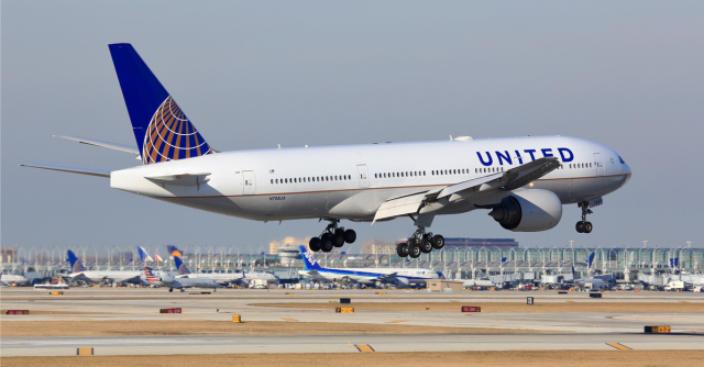 UNITED AIRLINES’IN BAŞI YİNE BELADA