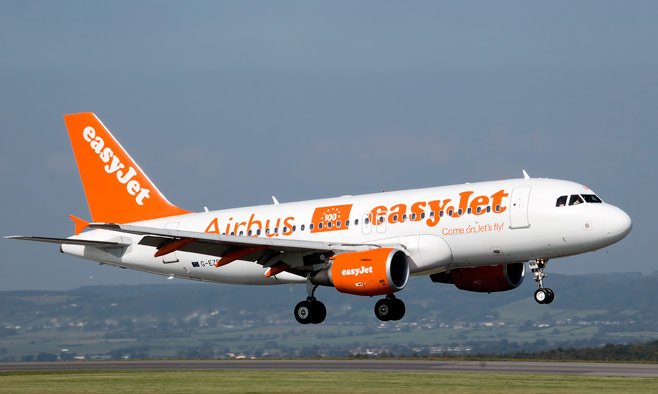 EASYJET UÇAĞI ALMANYA’YA ACİL İNİŞ YAPTI!