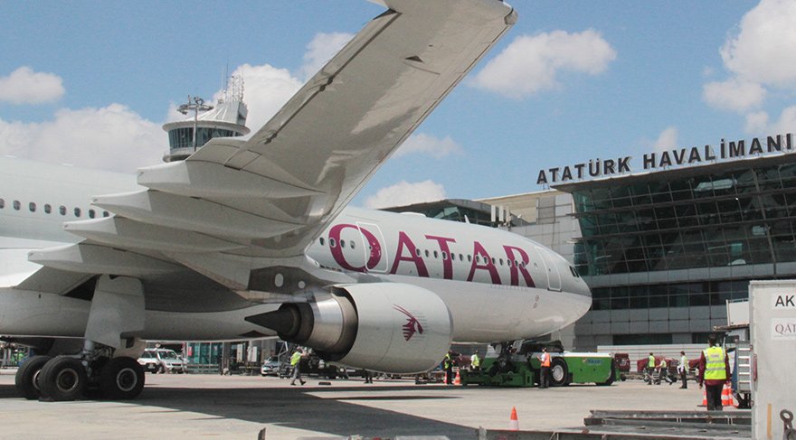 KATAR KRİZİ KÖRFEZ’DE HAVAYOLLARINI VURDU!