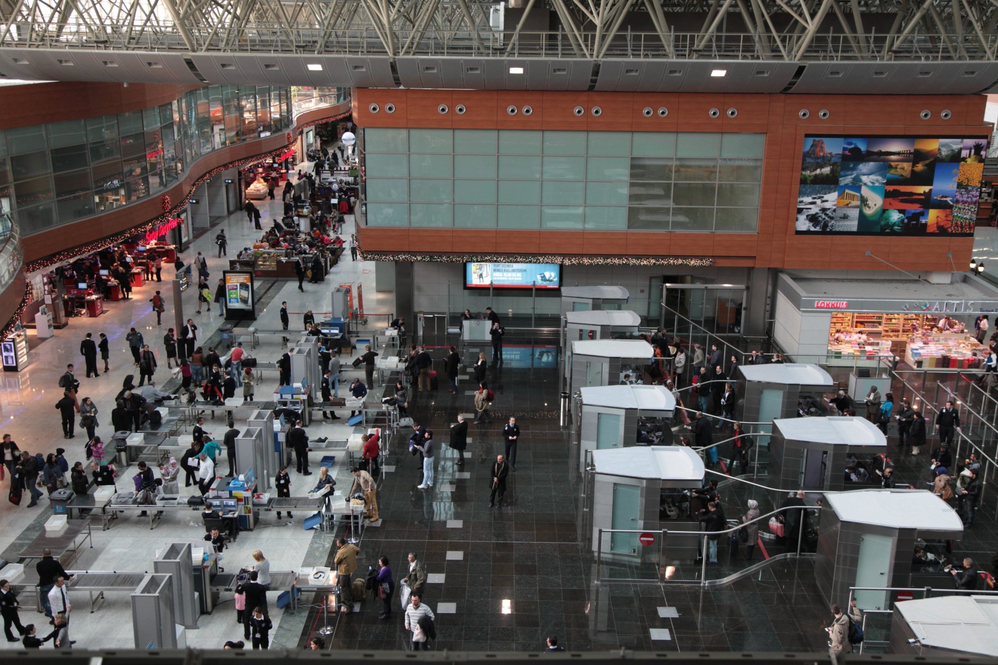 İSG HAVALİMANI’NI 5 AYDA 11.8 MİLYON YOLCU  KULLANDI