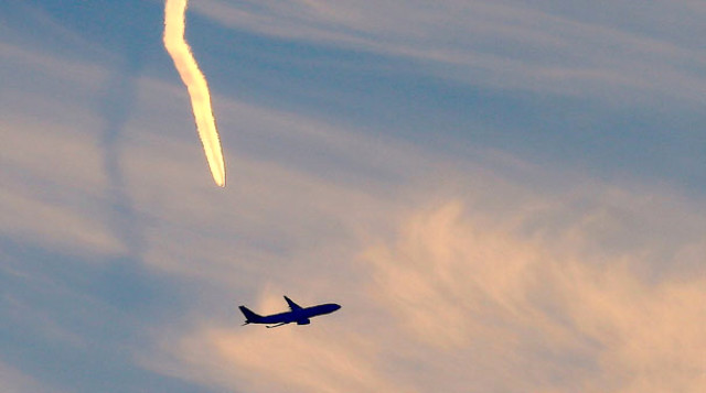 ABD’DE SICAKTAN UÇAKLAR KALKIŞ YAPAMADI