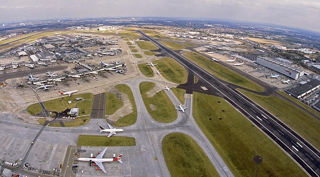 HEATHROW’UN GİZLİ BİLGİLERİ SOKAKTA BULUNDU