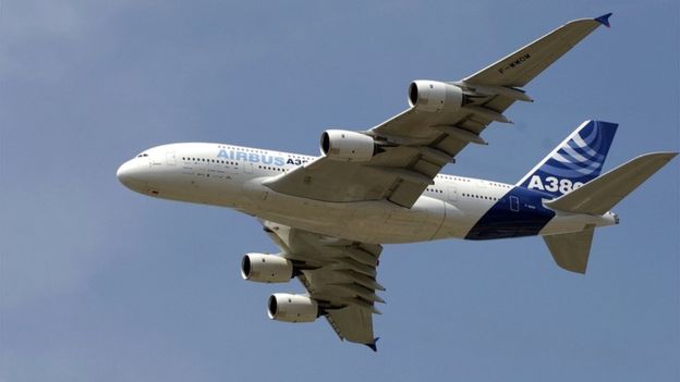 A380 PİLOTU ROTASIYLA NOEL AĞACI ÇİZDİ