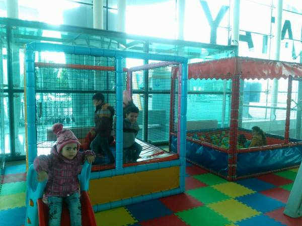 HATAY HAVALİMANI’NDA ÇOCUK OYUN PARKI