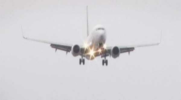 ETKİLİ OLAN LODOS UÇAKLARA ZOR ANLAR YAŞATTI!