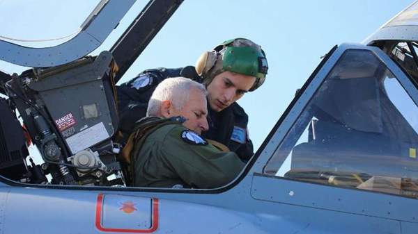 YUNANİSTAN’DAN HAVADA TAHRİK!