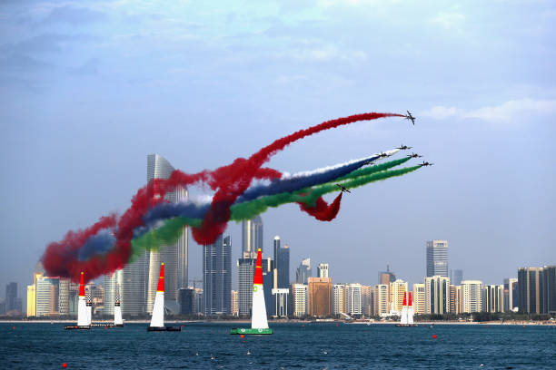 RED BULL AIR RACE NEFESLERİ KESTİ!