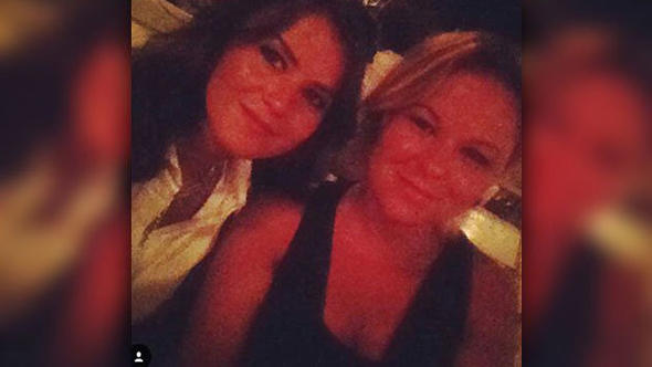 HOSTES EDA’NIN ÖLÜMÜ KIZ KARDEŞİNİ YASA BOĞDU!