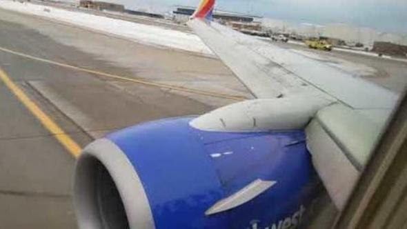 MISIRLI YOLCU UÇAĞI KAÇIRMAYA ÇALIŞTI!